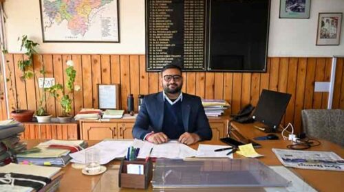 HP News: उपमुख्यमंत्री के दामाद सचिन शर्मा ने संभाला ADC शिमला का कार्यभार! बोले- शिकायतों का त्वरित निपटारा उनकी प्राथमिकता