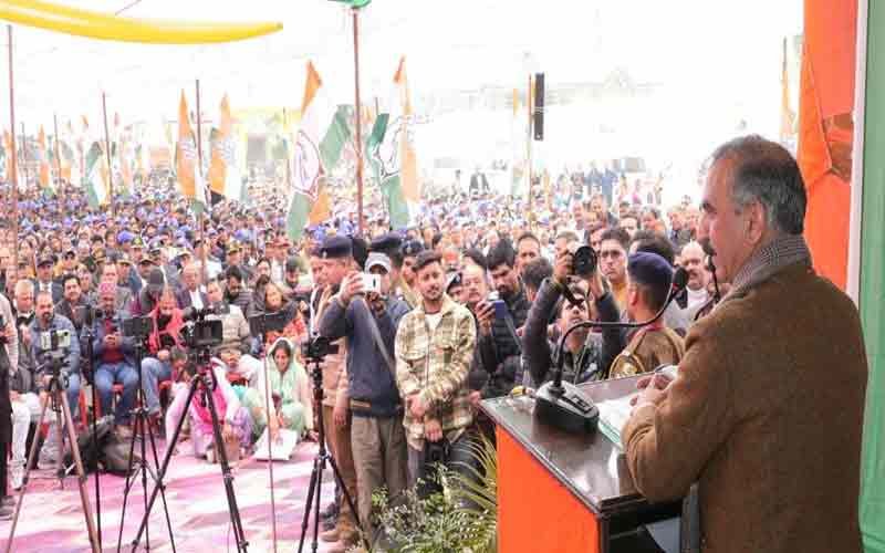 CM Sukhu: पुलिस कांस्टेबलों की भर्ती में शामिल होंगे अग्निवीर! सीएम ने पात्र महिलाओं को 1500 रुपये देने की करी घोषणा