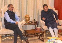 CM Sukhu: केंद्रीय वाणिज्य एवं उद्योग मंत्री से मिले सुक्खू! पीक सीज़न में सेब आयात पर प्रतिबंध लगाने का किया आग्रह