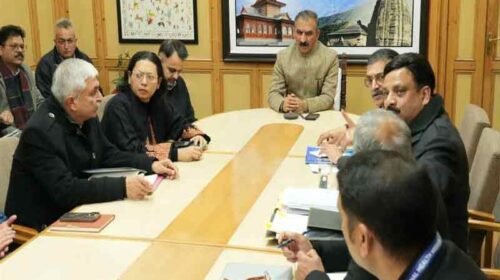 CM Sukhu: मुख्यमंत्री ने दिए जननी सुरक्षा ड्रॉप बैक एम्बुलेंस को बदलने के निर्देश