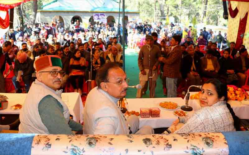 सरकार गांव के द्वार कार्यक्रम: 92 जनसमस्याएं और विकासात्मक मांगे हुई प्राप्त! अधिकांश का मौके पर निपटारा