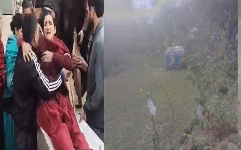 HRTC Bus Accident: सड़क से लुढ़क कर खेतों में गिरी एचआरटीसी बस! 15 यात्री जख्मी