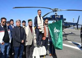 CM Sukhu: संजौली हेलीपोर्ट से शुरू हुई हेलीकॉप्टर सेवाएं! सीएम ने किया शुभारम्भ, रोजाना होंगी उड़ानें