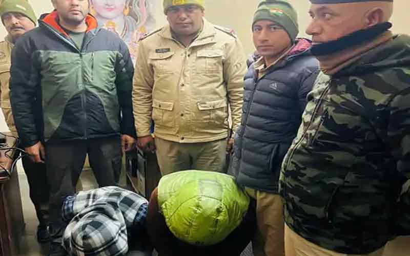 Himachal Crime News: बोलेरो में चोरी-छुपे हो रही थी हेरोइन की सप्लाई! पुलिस ने दो तस्करों को किया काबू