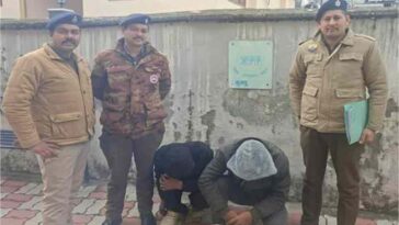 Himachal Crime News: गाड़ी में ले जा रहे थे हेरोइन की खेप! ठिकाने लगाने से पहले ही पुलिस ने किए काबू