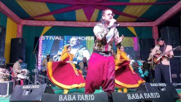 Himachal News Update: लोहड़ी उत्सव की सांस्कृतिक संध्या में इंडियन आइडल अनुज शर्मा ने मचाया धमाल! देर रात तक झूमते रहे लोग