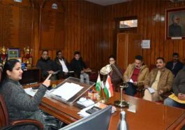 Sirmour News : पांवटा में अब रात को ही चलेंगे बड़े वाहन! डीसी ने दिए निर्देश, सड़क किनारे लगेंगे पैरापिट व क्रैश बैरियर