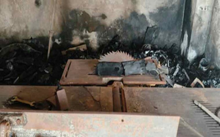 Himachal News Update: दो दुकानों में भीषण अग्निकांड! सारा सामान जलकर राख, लाखों का नुकसान