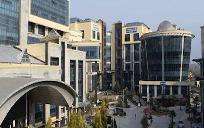 Himachal Latest News: कमरे में घुसकर जूनियर छात्र से मारपीट मामले में तीन प्रशिक्षु डॉक्टर हॉस्टल से निष्कासित! जुर्माना भी लगाया