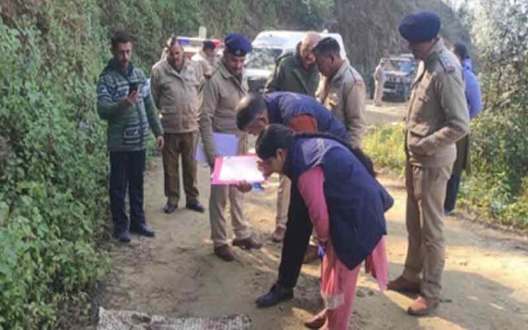 Himachal Crime News: सड़क पर फेंका नवजात का शव! नोच-नोच कर खा रहे थे कौवे