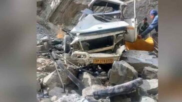 Accident In Himachal: सतलुज नदी के किनारे गिरी पिकअप! चालक ने मौके पर गवाई जान