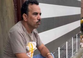 Youtuber Shadab Jakati Controversy: फिर विवादों में घिरा कॉमेडी रील्स का बादशाह! नेटवर्थ जानकर चौंक जाएंगे आप Youtuber Shadab Jakati Controversy: फिर विवादों में घिरा कॉमेडी रील्स का बादशाह! नेटवर्थ जानकर चौंक जाएंगे आप