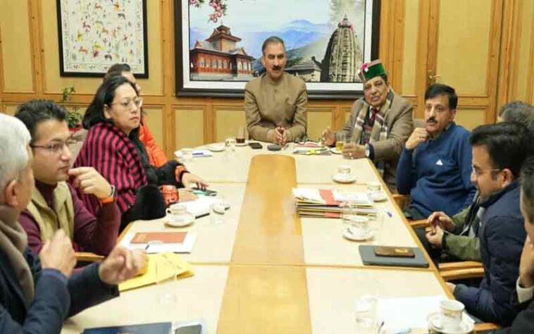 CM Sukhu: मुख्यमंत्री ने स्वास्थ्य सेवाओं में ऑनलाइन सुविधाओं का समावेश करने के दिए निर्देश! होगा कमेटी का गठन CM Sukhu: मुख्यमंत्री ने स्वास्थ्य सेवाओं में ऑनलाइन सुविधाओं का समावेश करने के दिए निर्देश! होगा कमेटी का गठन