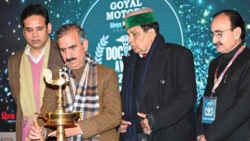 CM Sukhu: मुख्यमंत्री ने डॉक्टरों व स्वास्थ्य संस्थानों को किया सम्मानित! बोले- सभी मेडिकल कॉलेजों में शुरू होगी रोबोटिक सर्जरी…