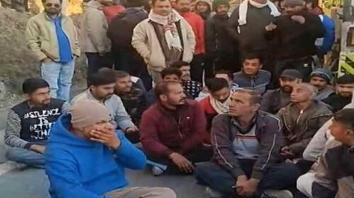 सिरमौर में दर्दनाक हादसा: हाइड्रा क्रेन ने रौंदा 12 साल का किशोर! गई जान, आक्रोशित लोगों ने एनएच किया जाम