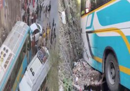 Bus Accident: अचानक बैक हुई श्रद्धालुओं से भरी बस! गाड़ी और ट्रैवलर से टकराई, मची चीख-पुकार