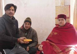 बद्री विशाल और सेना का अनोखा रिश्ता: क्यों बद्रीनाथ के रावल को देती है गढ़वाल राइफल्स आधिकारिक वाहन