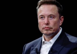 Elon Musk Bank Balance: दुनिया के सबसे अमीर इंसान एलन मस्क के पास रहता है कितना कैश? खुद किया खुलासा Elon Musk Bank Balance: दुनिया के सबसे अमीर इंसान एलन मस्क के पास रहता है कितना कैश? खुद किया खुलासा