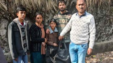 HRTC बस हादसा: पैसों से भरे बैग को देखकर कईयों का डोला था ईमान! अब मिला 3 लाख रूपए का असली हकदार