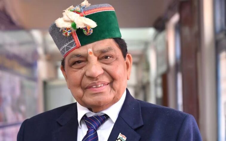 HP News: स्वास्थ्य मंत्री धनीराम शांडिल की बेटी को सेवा विस्तार! लोगों ने सरकार को घेरा, दी तीखी प्रतिक्रियाएं HP News: स्वास्थ्य मंत्री धनीराम शांडिल की बेटी को सेवा विस्तार! लोगों ने सरकार को घेरा, दी तीखी प्रतिक्रियाएं