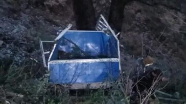 महाशिवरात्रि पर हिमाचल में बड़ा सड़क हादसा: खाई में लुढ़की जीप! तीन युवकों ने तोडा दम