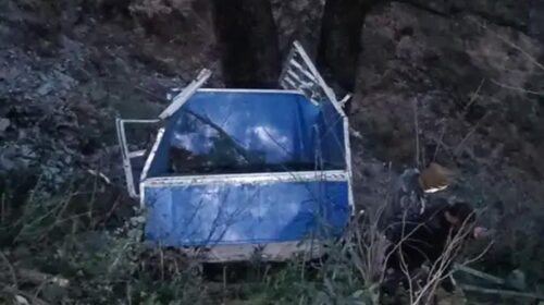 महाशिवरात्रि पर हिमाचल में बड़ा सड़क हादसा: खाई में लुढ़की जीप! तीन युवकों ने तोडा दम