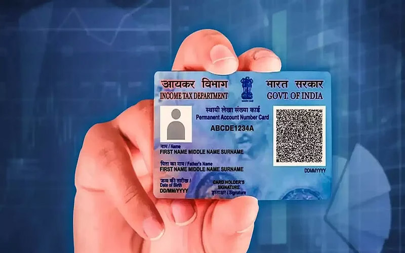 Income Tax Pan Card Update : पैन कार्ड धारकों के लिए अलर्ट! एक गलती और देना पड़ सकता है 10000 का जुर्माना