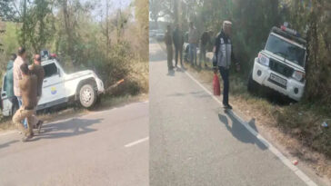 Accident In Himachal: हिमाचल में पुलिस की गाड़ी हादसे का शिकार! सड़क किनारे लगे पेड़ से टकराई
