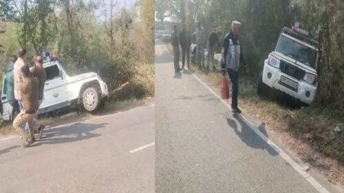 Accident In Himachal: हिमाचल में पुलिस की गाड़ी हादसे का शिकार! सड़क किनारे लगे पेड़ से टकराई