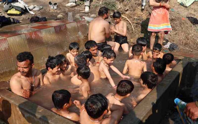 HP News: धार्मिक आस्था, विश्वास और पर्यटन गतिविधियों का केंद्र बनकर उभरा तत्तापानी! बड़ी संख्या में पहुंच रहे टूरिस्ट