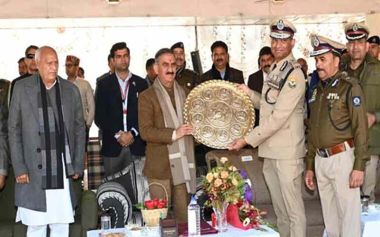 CM Sukhu: मुख्यमंत्री ने 1253 कांस्टेबलों को प्रदान किए नियुक्ति पत्र! बोले- दो महीनों में 800 और कांस्टेबलों की होगी भर्ती