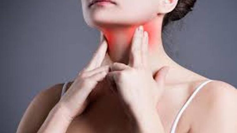 Tonsillitis: गले में दर्द को न करें इग्नोर! इस गंभीर बीमारी का हो सकता है खतरा, जानें इसका कारण और सही इलाज