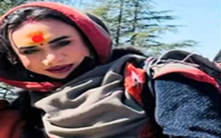 Himachal Latest News: मंदिरों में किन्नर बनकर घूम रहा बांग्लादेश का मुस्लिम युवक! पैसों की उगाही के आरोप