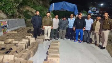Himachal Crime News: पिकअप से देसी शराब का बड़ा जखीरा बरामद! 149 पेटी पकड़ी, हिरासत में लिया ड्राइवर