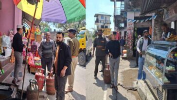 HP News: ढाबों व भोजनालयों पर प्रशासन की कार्रवाई! 19 घरेलू गैस सिलेंडर जब्त