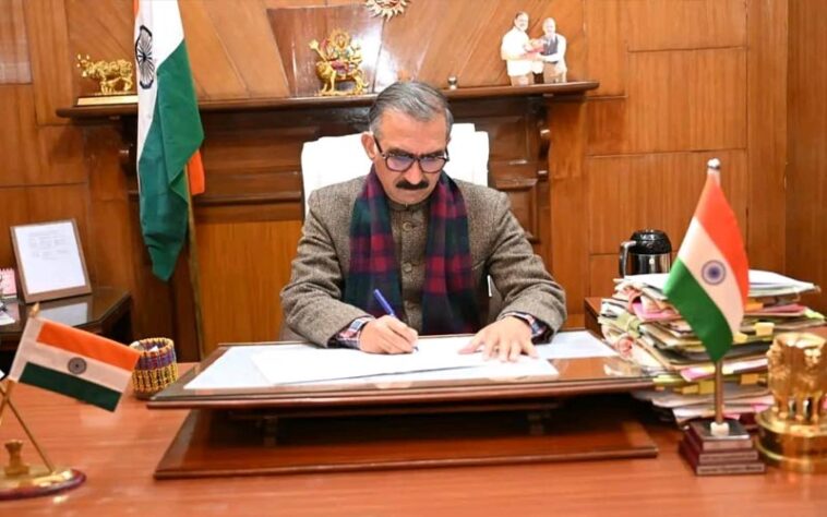 Himachal Latest News: सेवानिवृत्त चतुर्थ श्रेणी कर्मचारियों की शेष 30 प्रतिशत ग्रेच्युटी और लीव इनकैशमेंट जारी करने के आदेश जारी