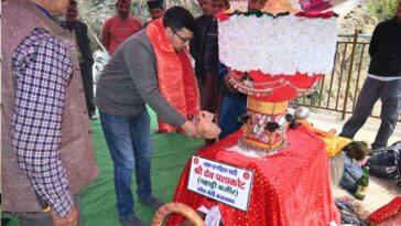 Himachal News Update: देव श्री हुरंग नारायण व देव श्री पशाकोट को दिया लघु शिवरात्रि में शामिल होने का निमंत्रण