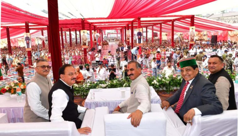 नाहन मेडिकल कॉलेज पहुंचे मुख्यमंत्री सुक्खू: बोले- प्रदेश में ही मिलेंगी बेहतर स्वास्थ्य सेवाएं