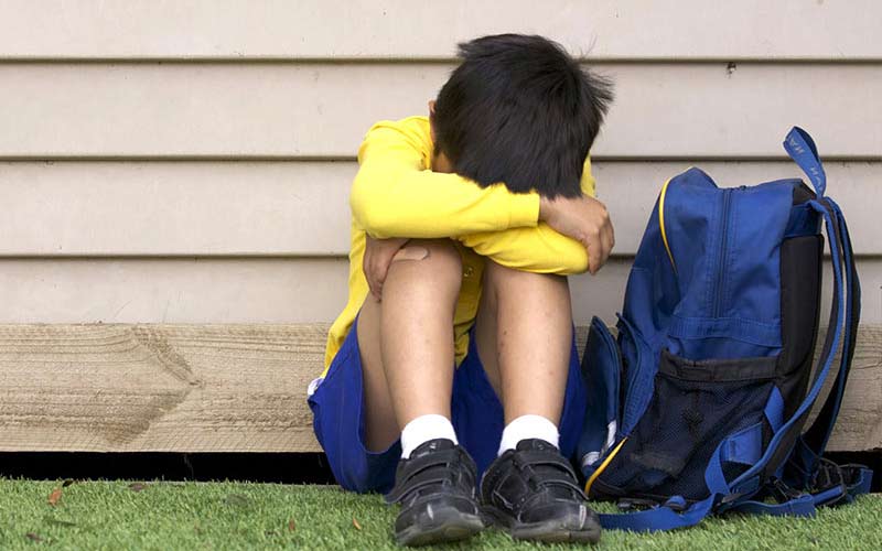 Parenting Tips: हर सुबह स्कूल जाने के लिए परेशान करता है बच्चा! अपनाएं यह पेरेंटिंग टिप्स, खुद से उठकर होगा तैयार