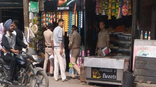 Paonta Sahib : स्कूल-कॉलेज के पास हो रही थी तंबाकू बिक्री! पुलिस ने दुकानों में मारे छापे, काटे चालान