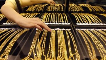 Gold-Silver Price: फिर गिरे सोने-चांदी के दाम! 1.58 लाख पर आया गोल्ड, चांदी 8 हज़ार से ज़्यादा सस्ती