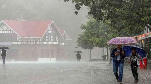 HP Weather Update: हिमाचल में कल रात से बदलेगा मौसम! 2 दिन पूरे प्रदेश में बारिश-बर्फबारी, चेतावनी जारी HP Weather Update: हिमाचल में कल रात से बदलेगा मौसम! 2 दिन पूरे प्रदेश में बारिश-बर्फबारी, चेतावनी जारी