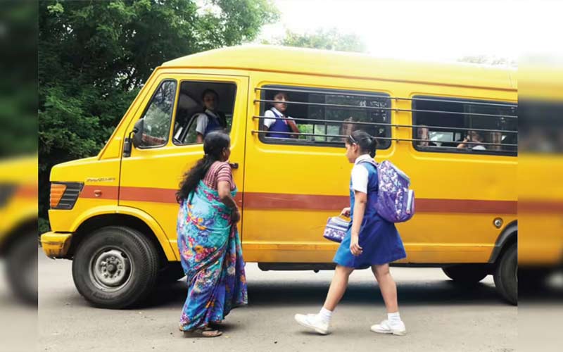 HP News: स्कूली बच्चों की सुरक्षा को लेकर जिला प्रशासन के सख्त निर्देश! स्कूल बसों-वैन की होगी व्यापक जांच