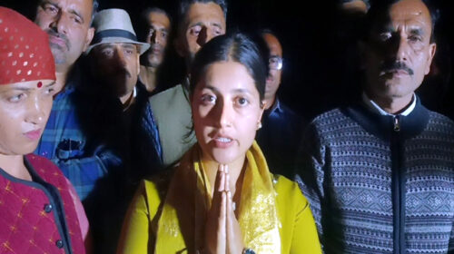 हिमाचल प्रदेश: फौजियों पर टिप्पणी के बाद इन्फ्लुएंसर इशिता पुंडीर ने मांगी माफी, विवाद हुआ शांत