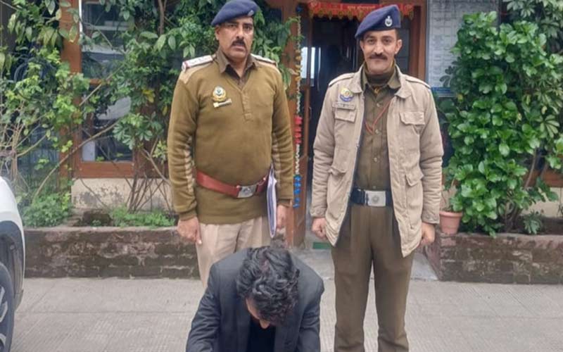 Himachal Crime News: हिमाचल में 288 ग्राम चिट्टा पकड़ा! इस साल की सबसे बड़ी खेप, लाखों में कीमत