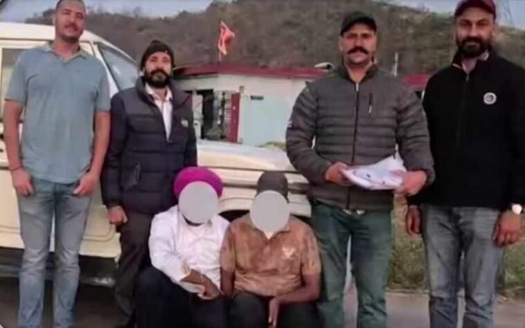 Sirmour News: सिरमौर में पकड़ी 294 ग्राम हेरोइन! अंतरराज्यीय गिरोह के 2 तस्कर गिर**फ्तार, बड़े नेटवर्क का खुलासा जल्द