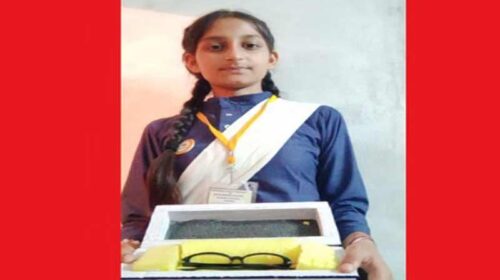 Himachal News Update: हिमाचल की छात्रा का कमाल! बनाया ऐसा ‘स्मार्ट बॉक्स’ जो खुद साफ करेगा चश्मा