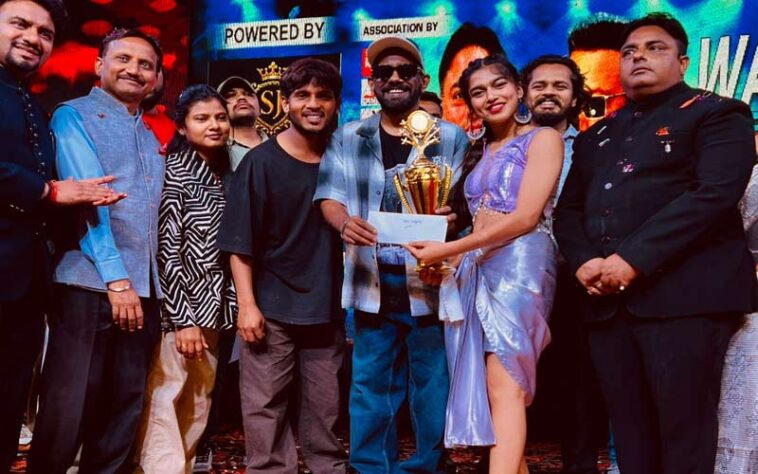 Paonta Sahib : अलीगढ़ में पांवटा साहिब के पल्स डांस स्टूडियो की एंजल ने जीता दूसरा स्थान, गौरव का पल Paonta Sahib : अलीगढ़ में पांवटा साहिब के पल्स डांस स्टूडियो की एंजल ने जीता दूसरा स्थान, गौरव का पल