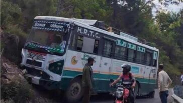 Accident In Himachal: HRTC बस की ब्रेक फेल! चालक ने सूझबूझ से बचाई 50 यात्रियों की जान