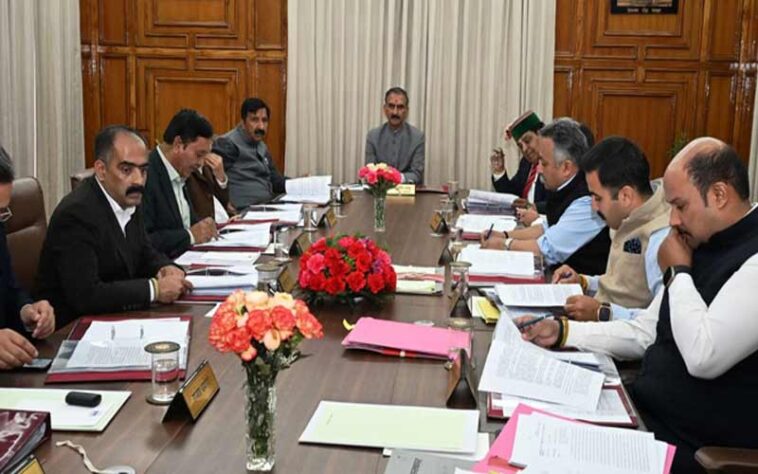 Cabinet Decisions: 1000 पुलिस कॉस्टेबल भर्ती को मंजूरी! होम स्टे के लिए फायर NOC की शर्त खत्म, जानिए कैबिनेट के अहम फैसले